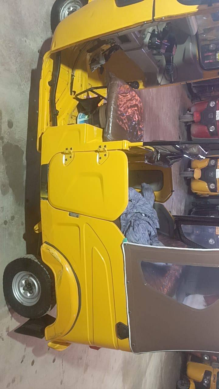 سلام عليكم تكتك موديل 21شهر 12 كفاله عامه ما كده دوس رقم وسنويه أي ستفسار تصل هذه لرقم ***********
