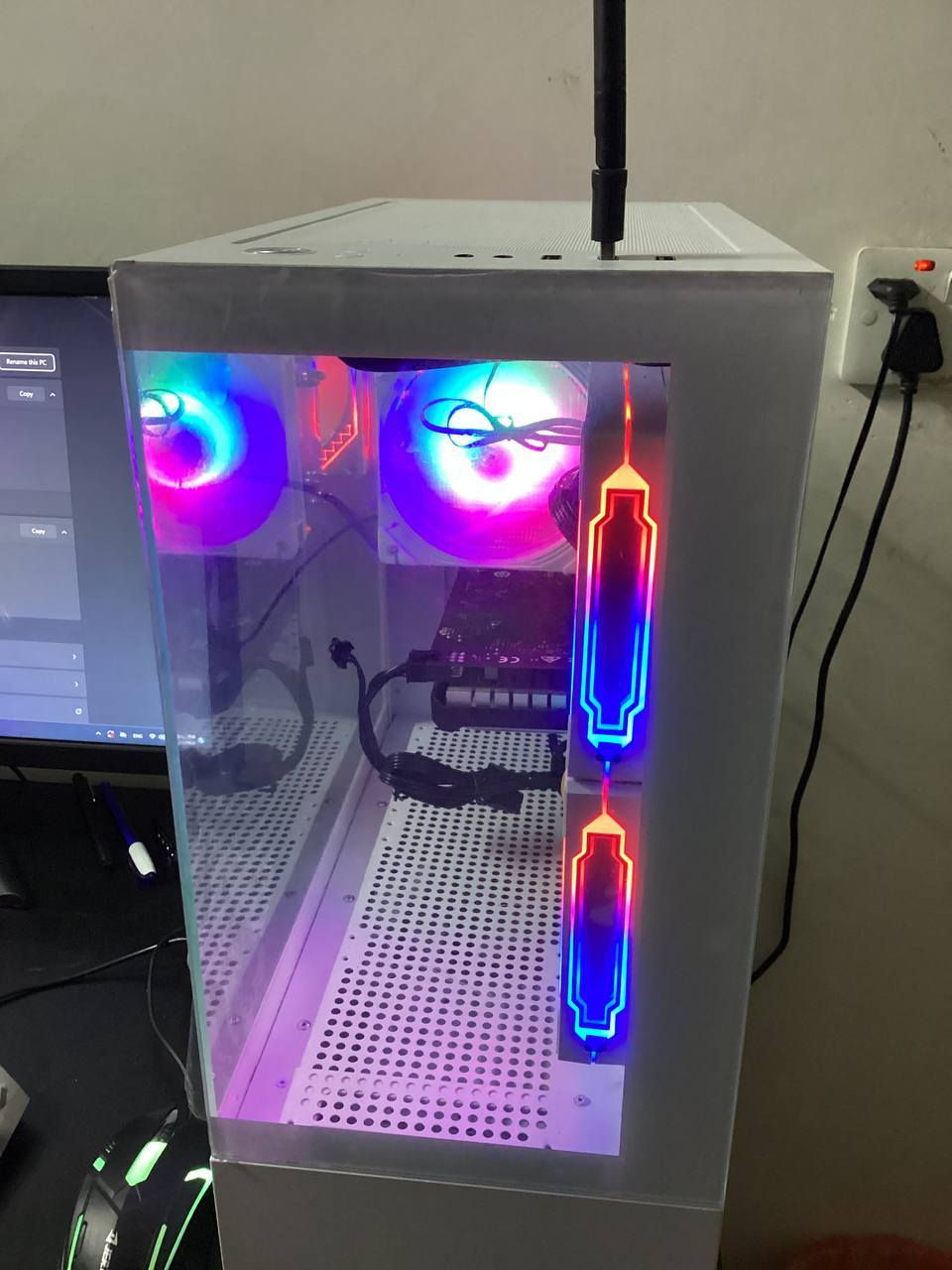 السلام عليكم البيع كيس  مواصفات بل صورة سعر 550الف تواصل ***********
