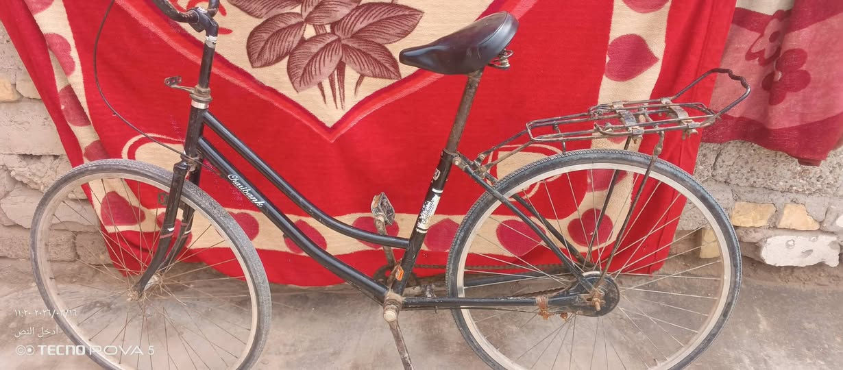 السلام عليكم شباب بايسكل للبيع سعر الواتساب  ***********
