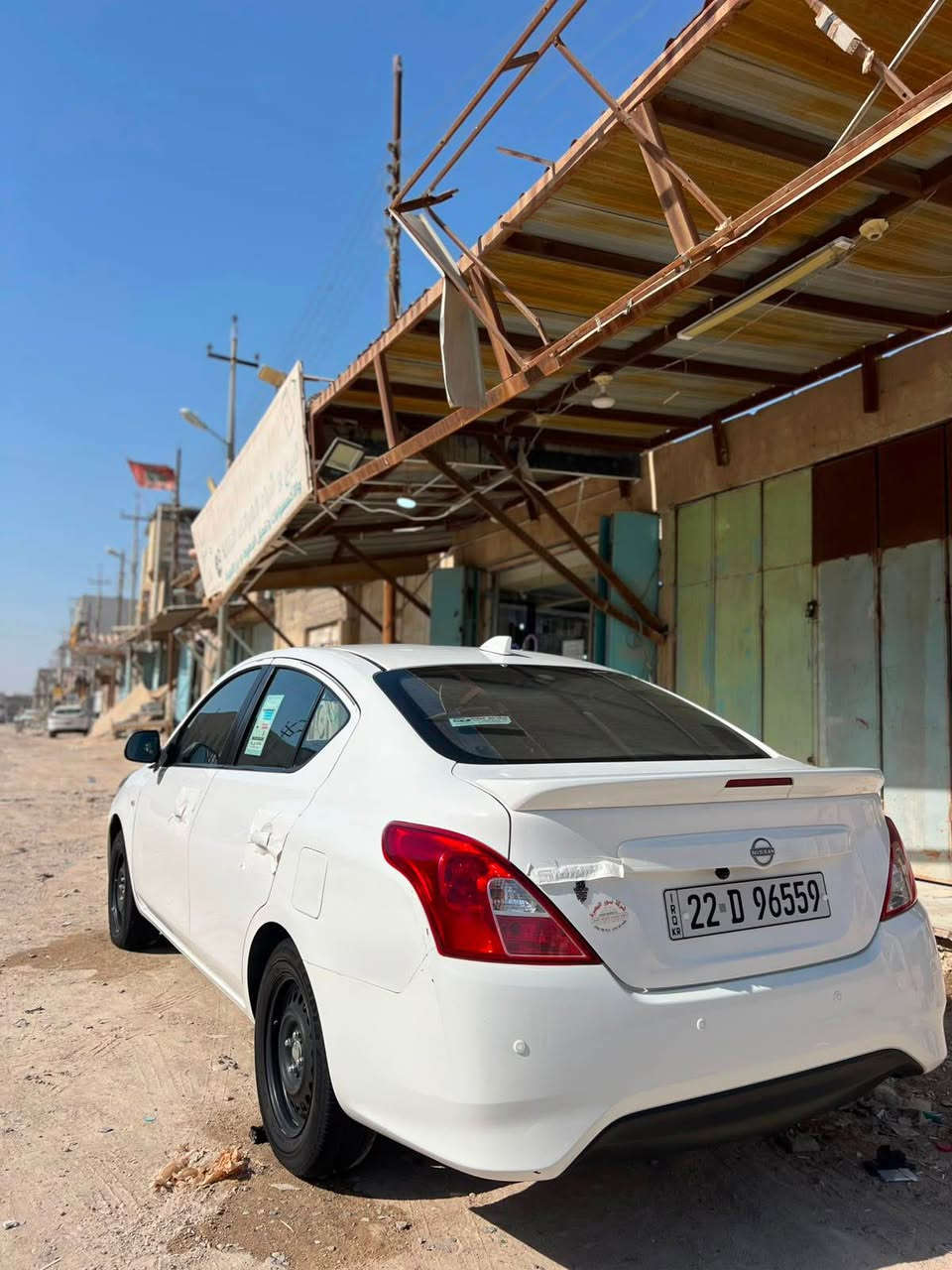 السلام عليكم نيسان صني 2024 هندي اصل ام البليته السياره جاهزه اي نقص مابيها السياره بيها تعديل بارد بالباب مال سايق وتكحيل والجاملغ هم تعديل بارد وتكحيل بسيطات جدأ مكان السياره بصره الزبير السعر 117 وبيها مجال بسيط للاستفسار *********** الزبير, البصرة
