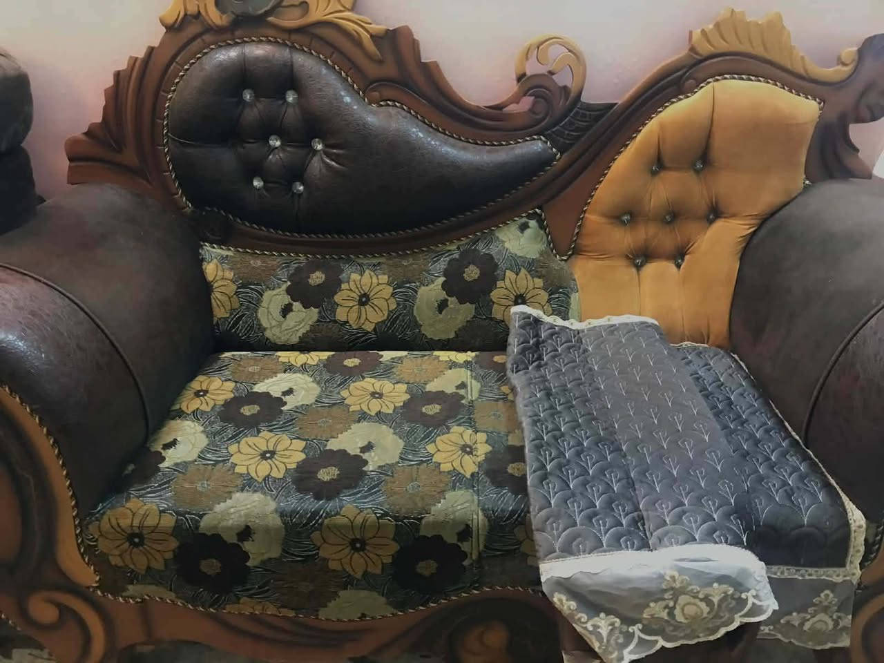السلام عليكم هذا التخم معروض للبيع كلش ححلو ومرتب سعره 900الف 
والمعرض سعره 100المكان:حله مركز المدينه


**إذا كنت صاحب هذا الإعلان وتريد حذفه لأي سبب، رجاءا أرسل رسالة إلى الدعم الفني**