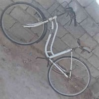 وبركاته بيسكل البيع نضيف بس البيد ار مابي صكم شرط السعر 30  بي مجال ال...