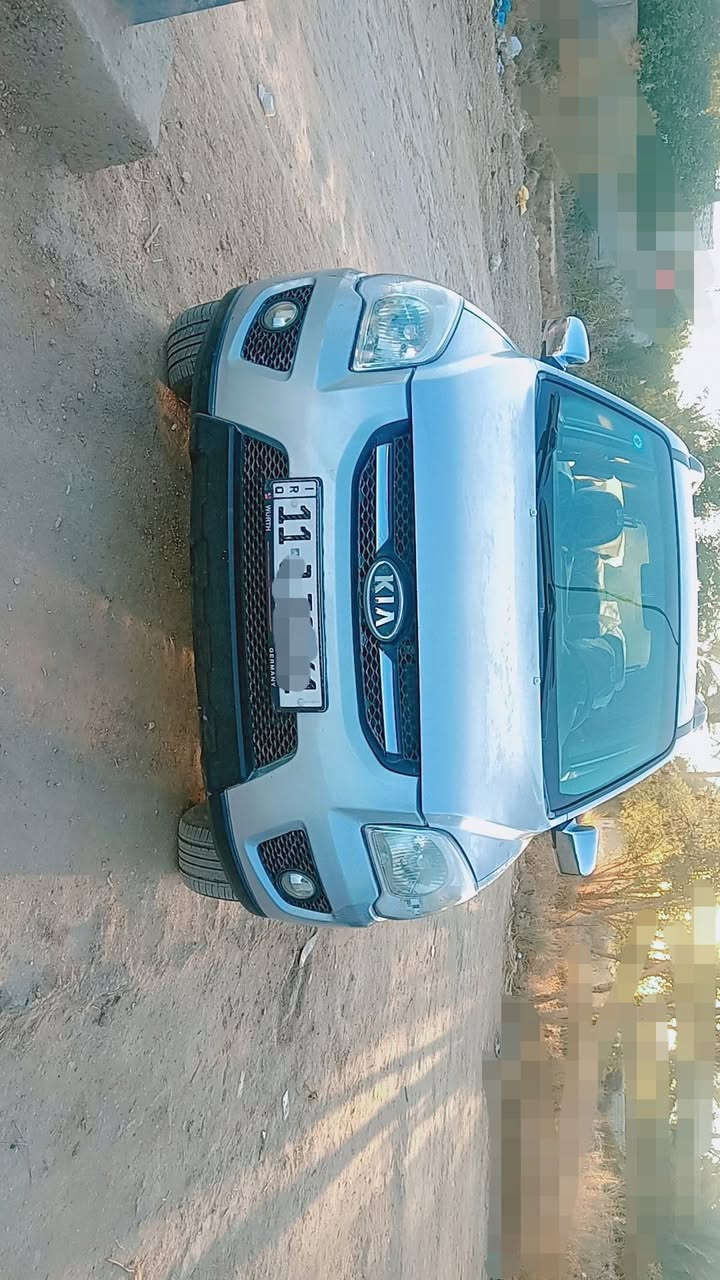 سبورتج ٩ بغداد دولي بسمي هزه ما ساقطه مكينه ٢٠٠٠ دوش فتحه حساس خلفي صبغ الجاملغ  الخلفي واضح بالصوره اني ما فاحصه   تشوف بعينك وتفحص واني حاضر حداديه جيده تبريد شغال نضام ABS دسك امامي خلفي السعر ١١٥ بي مجال مكان السياره كربلاء ***********
