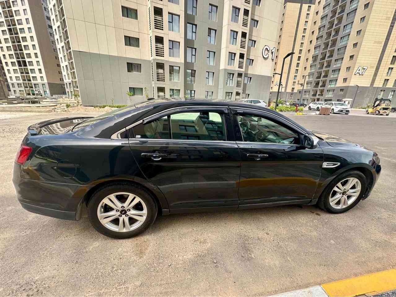 فورد تورس ٢٠١٣ sel 
للبيع فقط 
السياره جاهزه من كلشي حدادية امامي خلفي جديد تخم تايرات جديد عليها نانو سيراميك و بولش وحمام داخلي كامل من مركز موسكو منظومة الاحتراق بالكامل جديده 
مواصفات الsel معروفه تشغيل عن بعد حساسات خلفية شاشه كبيره و شاشه اعطال الكتروينه تبريد قطعتين بحاله ممتازه رمز باب كشنات جلد كهرباء تدفئه هيتر مري كروس سرعه لايتات زينون منظومة عالي ناصي 
مكينه جديده 
جاهزه من كلشي سياره 
مكانها بغداد حي الجهاد / الاطباء 
*********** بغداد, العراق
