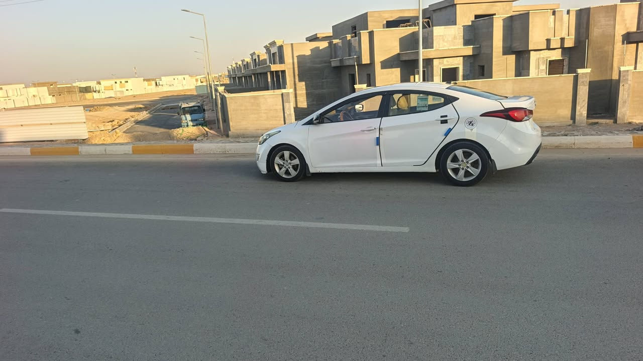 سلام عليكم لنتره 2014 خليجي مكينه 1600 مصبوقه حزام سعر 95 بيه مجال ***********
