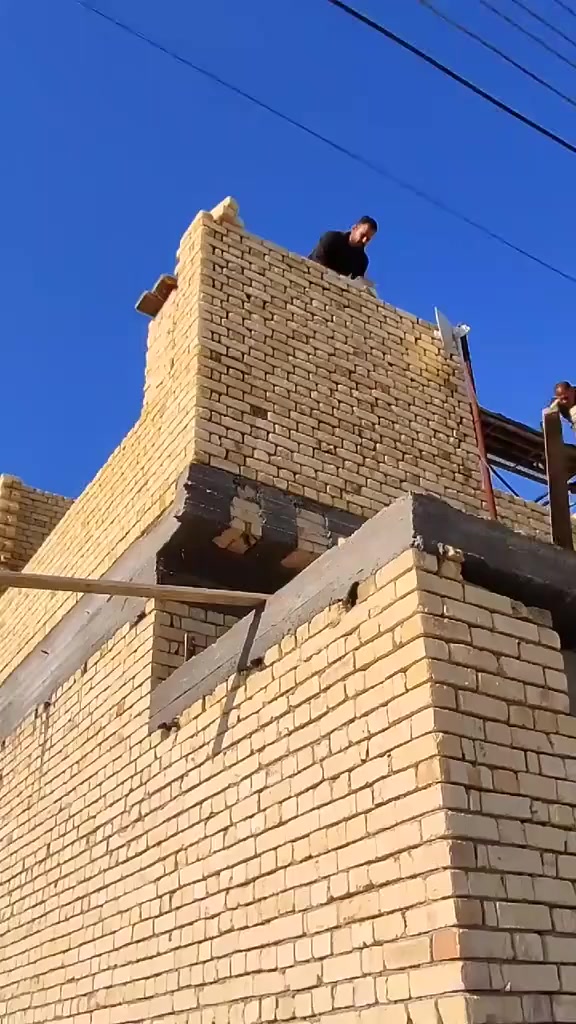 سلام عليكم خلفت بناء حالين متفرغ عمل استلام مهندس ***********
