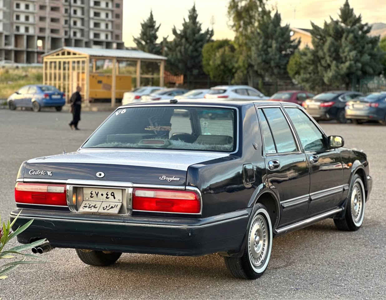 نیسان سدریک مۆدێل ٢٠٠١ ، بۆیاخ ٢ پارچە و پەڵەیەک من بە ٣ پارچە ئەیفرۆشم بێ دەعم و لێدراوی هیچی پێوە نییە لەسەر شوخت و کاڵ بوونەوە کراوە ، سەیارەکە زۆر تازە ماوەتەوە ، تەبرید سارد و گەرم بە شەرت لەسەر سویچ ، چوار تایەی خەت سپی لۆک خۆم بۆم بەستووە ، مەکینەی هەڵمی نیە ، جەدی بچووک کراوەتەوە ، سەنەوی ١ ساڵە بەسەر چووە تەحویل غرامە بە شەرت ، پێشی تازە داگیراوە ، گێڕ و مەکینە تەبرید دەعم و لێدراوی بە شەرت ، شوێن سلێمانی . 

سعری 48 وەرەقە و مەجال 
ژ.م : *********** السليمانية, العراق
