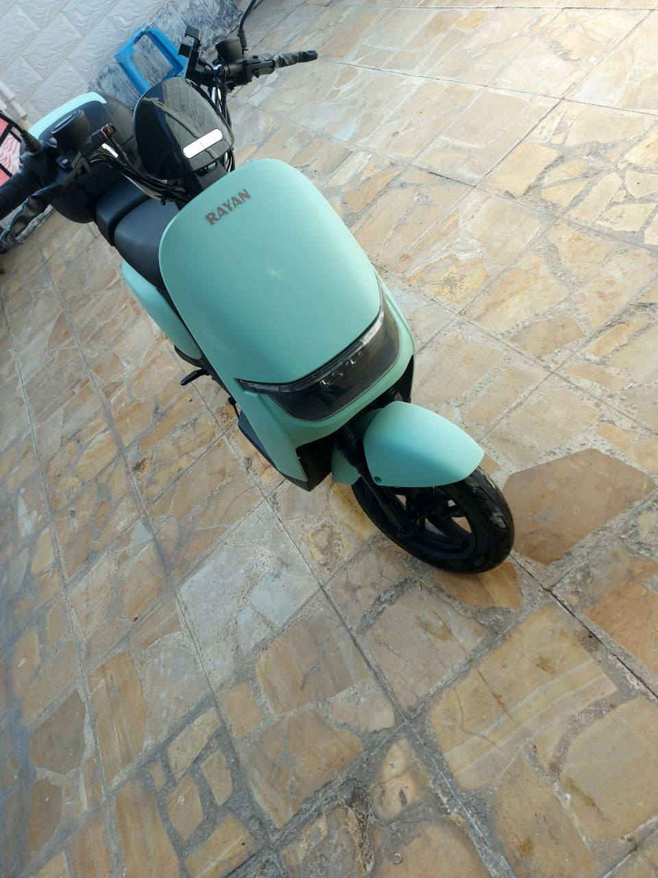 السلام عليكم للبيع دراجه شحن مرتبه ونضيفه دراجه ريان الملف 1200w سرعه 55 وجديده للتواصل:*********** 
العنوان:النجف الاشرف حي ميسان
