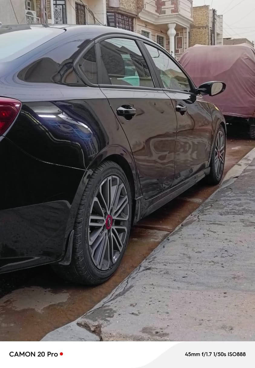 السلام عليكم
كيا فورتي 2022GT 1600 تيربو
السيارة فول الفول١/١
معروفة مواصفات GT
بدون ضرر فقط دعاميات 
ماشية 28 الف مايل
للاستفسار ***********
