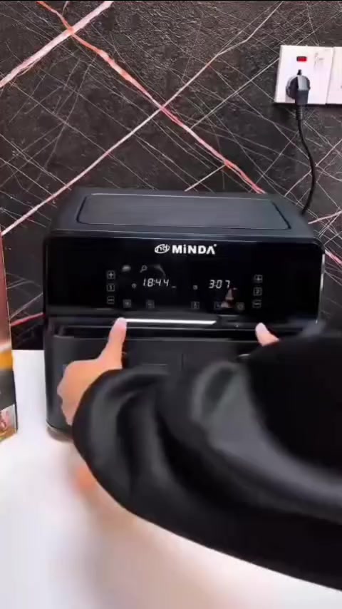 #قلايه هوائيه حجم 12 ✅🔥
عرض خاص 🔴 
السعر 49🔥🔥


**إذا كنت صاحب هذا الإعلان وتريد حذفه لأي سبب، رجاءا أرسل رسالة إلى الدعم الفني**