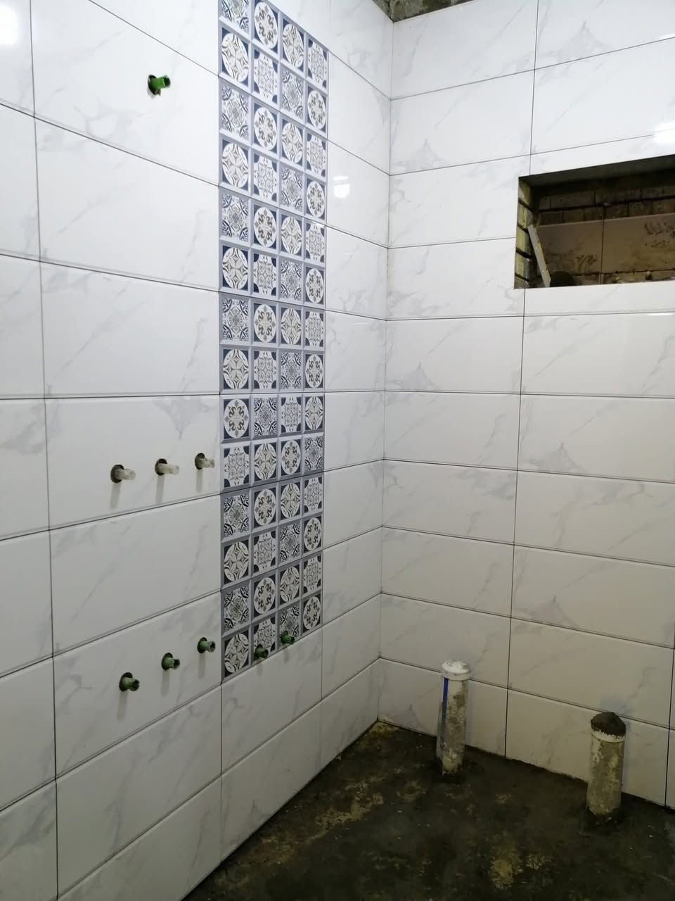 السلام عليكم شغل سيراميك جدار وارضي لتواصل واتساب ***********
