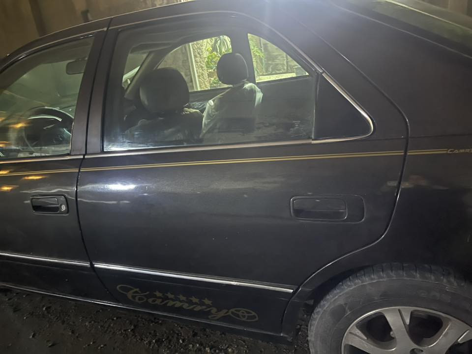 كامري موديل 2000 نظيفه جدا محرك 6 سلندر وارد امريكي مواصفات فول گراندي فتحة تحكمات سرعه وكهرباء تبريد ثلج محرك وكير مكفول  مقاعد جلد لون اسود مرشوش بدون معجون ليبل واحد رقم بغداد دولي باسمي داخله هزة  
مكانها بغداد الكرخ 
***********
