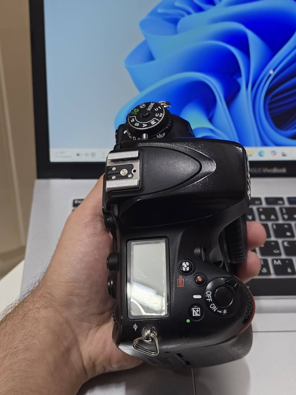 بدس نيكون 610
نظافة 99% شرط مكفول من اي شي

شتر 84k 

سعر خاص(مو اقل من ٤٠٠)

مكاني نجف


**إذا كنت صاحب هذا الإعلان وتريد حذفه لأي سبب، رجاءا أرسل رسالة إلى الدعم الفني**