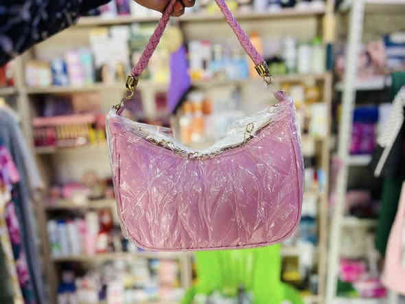 الجنط الجميله 😍
تراكات محيره ولادي بناتي
متوفرى لدى  كو زمتك فانيلا
عنوان المحاويل حي الجمهوري مجاور صالون رولكس وبصريات ابن الهيثم

متوفر خدمة توصيل❤️
هاتف ***********
