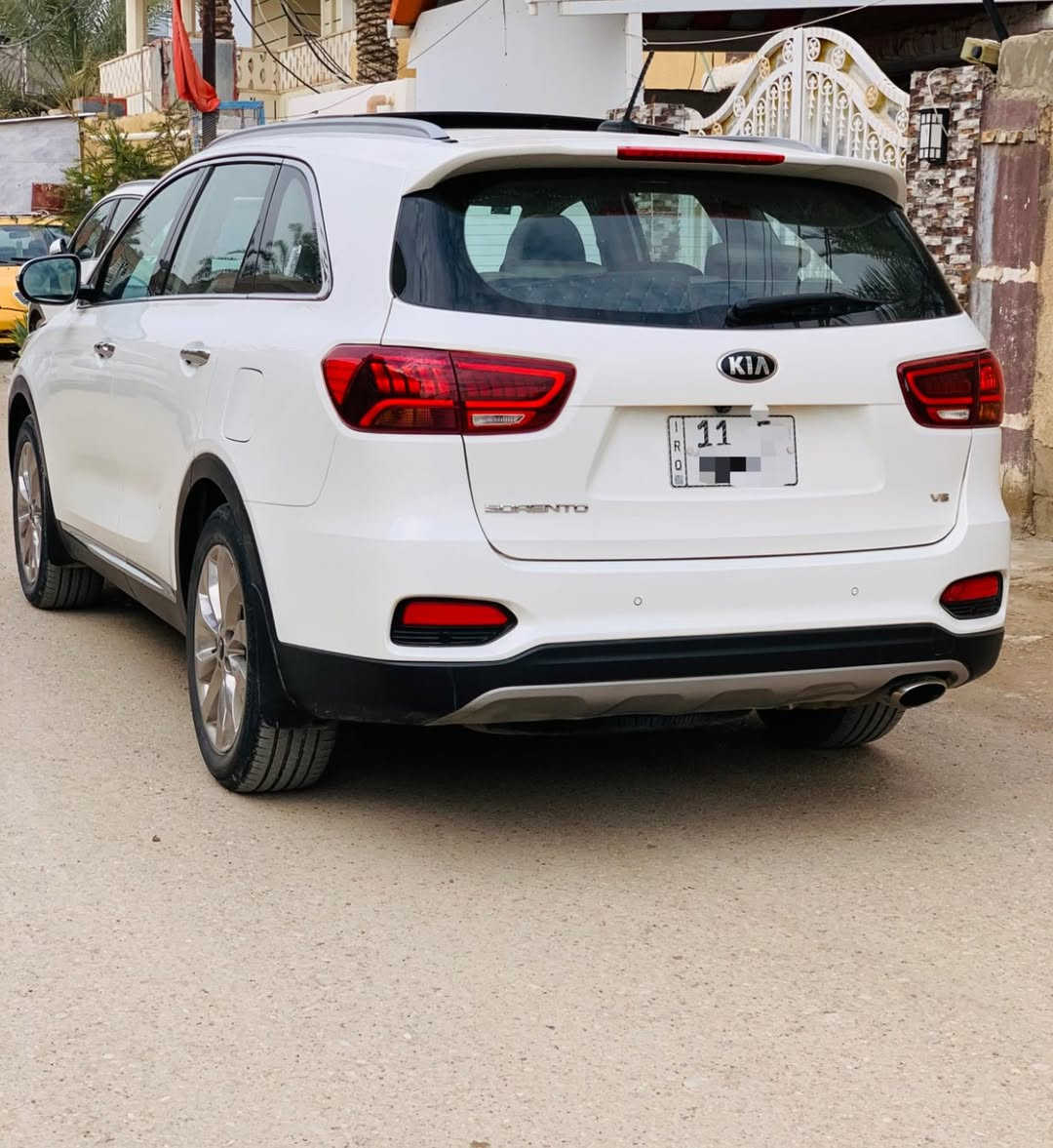 سورنتو 2020خليجي رقم بغداد بأسمي
مكفوله كفاله عامه حتى من الشخط  السياره 4كامرات

محرك 6سلندر   3500. مكفول كفاله عامه

ماشيه 61KMحقيقي شرط الفحص 

سياره جديده بمعنى الكلمه احلى من الصور 

مكاني بغداد   سعر 270وبيه مجال 

***********
