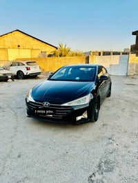 سيارة لنترا 2020 سيارة غاز وبانزين والسونار موجود بالصور  ومدة صلاحية ...