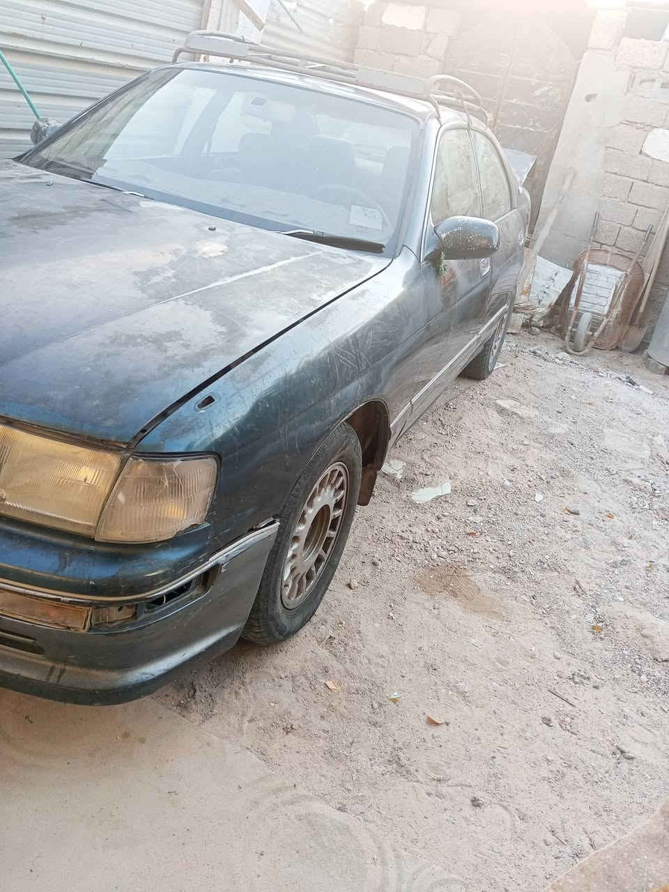 السلام عليكم سياره بطه مكفولة من الكص ونقل جثه رقم بصره اليف راعيها متوفي مكينه وكير جديد دواخل جديده سياره كلها شغاله سعر 19 وبيها مجال للشراي ابيع هل موجود مكان السياره البصره ***********
