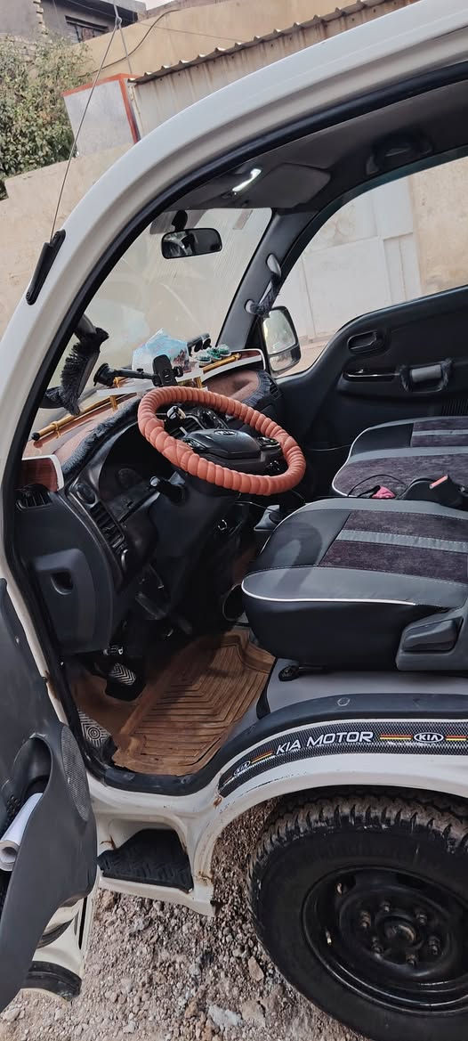 سلام عليكم كيا عموشه موديل 15مكان بغداد رقم ***********
