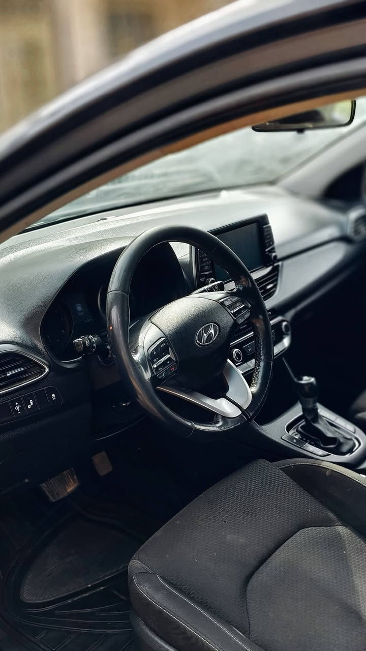 للبيع النترا (هاج باك) موديل 2020 ضرر اربع قطع صبغ بدون دواخل فقط صبغ  مكينه (2000)  مكفوله
تخم تاير جديد حداديه جديده ، تدفئه تبريد جديد 
مواصفات ( كامره حساس ،تدفئه كشنات + ستيرن بعد بيها مواصفات سياره خير من الله .

السعر 105 وبيها مجال 

(العنوان بابل - المسيب ) للاستفسار ‏‪***********‬‏
