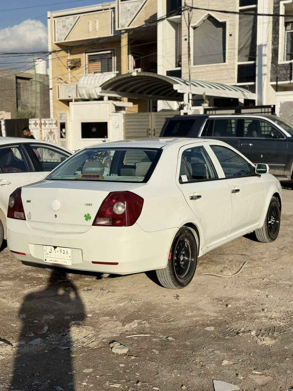 السلام وعليكم جيلي 2013 مكفوله السياره من الصبغ ولضربه فقط بارد السياره كير ومحرك وحداديه كله كفاله تبريد شغال تدفئه شغاله تراي يخبل كلش حلوه السياره مكاني بغداد البياع السعر 45 وبيهه مجال حك الجيه الرقم ***********
