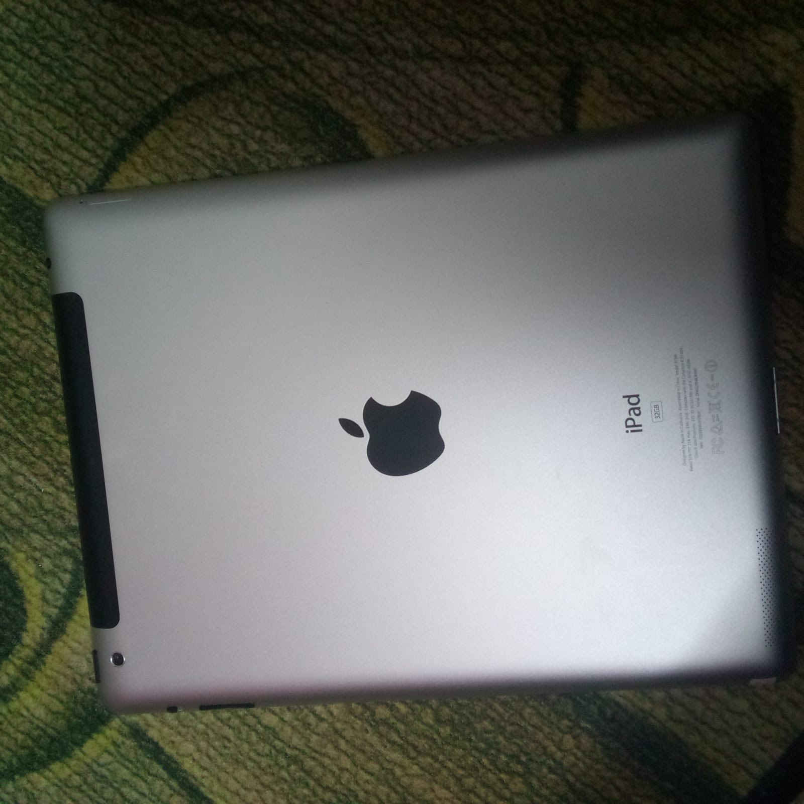 سلام عليكم ايباد مني 
جهاز ابد ما مفتوح 
يخبل أمانت الله سعره حلو ومناسب لو تلحك لا عليه 
رقمي *********** بي وتساب
