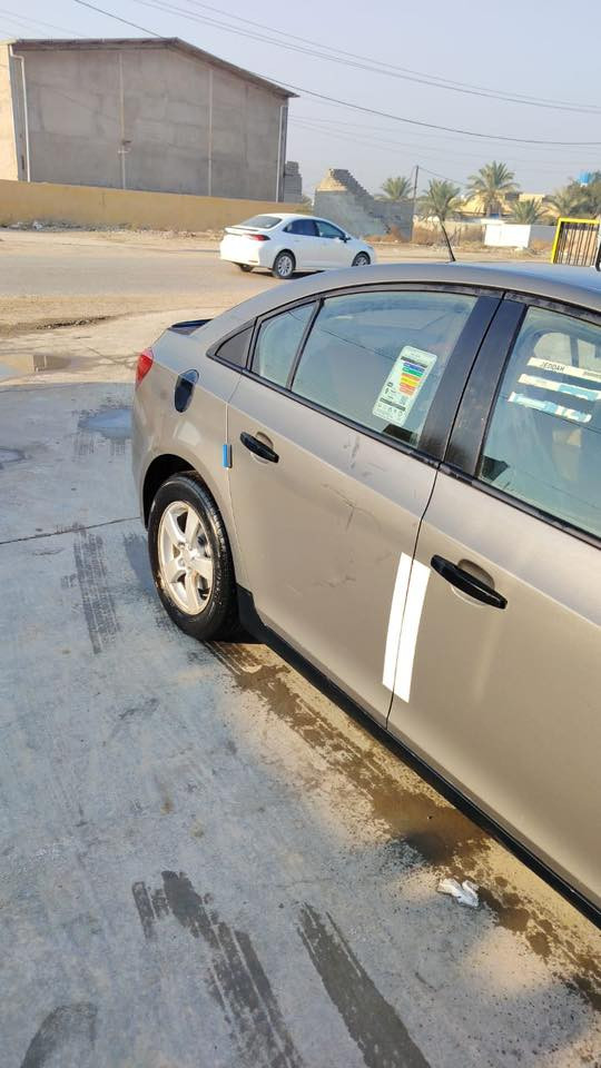 شوفرليت كروز 
موديل ١١
رقم اربيل 
تحويل مباشر 
كيرمكينه كفاله
صدركفاله
تتفئى تبريدكفاله
كهرباىيات كلها شغاله
تخم تاير جديد
ويل كب 
تحكم ستيرن 
السيارة جاهزة 
ترايك وين متريد 
حادثها باب السايق وشويه دواسه
الباب مبدل نفس اللون طبق الاصل يعني باب بلادي 
السعر٧٥
وبيها مجال قليل
العنوان بغداد
***********
