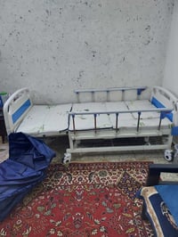 سرير كهربائي طبي 6 حركات يتحول كرسي وسرير وغربي استخدام شهرين مكان بغد...