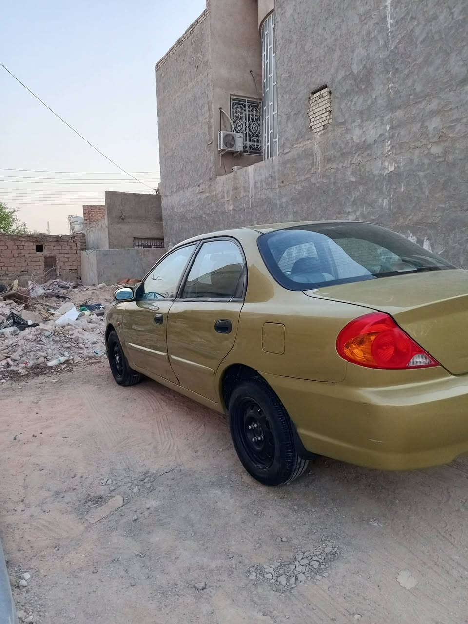 سلام عليكم كيه اسبكتره موديل 2000 السياره حلوه ماناقصه شي تجي وشوف تحويل ثاني يوم مكينه كير كفاله تبريد عوزه كبريسر حداديه زينه مانقصه شي مكان كربلاء ***********
