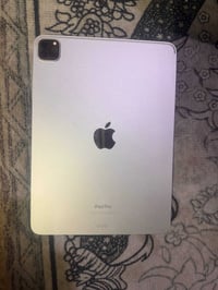 ايباد 11 M2 ذاكره128 بطاريه 89 سعر 750 مكاني بغداد حي اور 07838026551