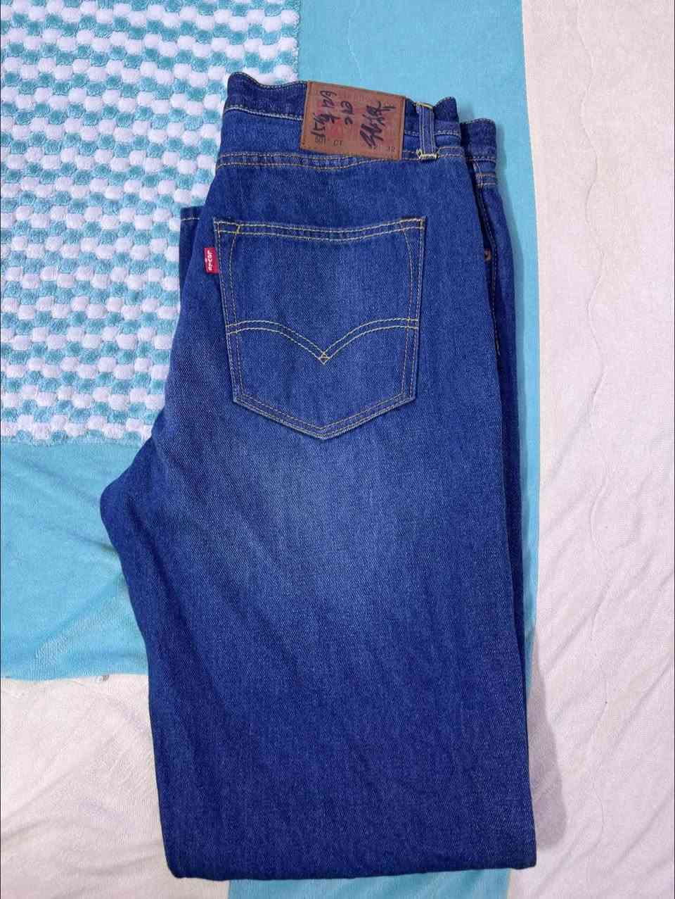 بنطرون Levi’s 
اصلي 
غير مستخدم
كمر 32


**إذا كنت صاحب هذا الإعلان وتريد حذفه لأي سبب، رجاءا أرسل رسالة إلى الدعم الفني**