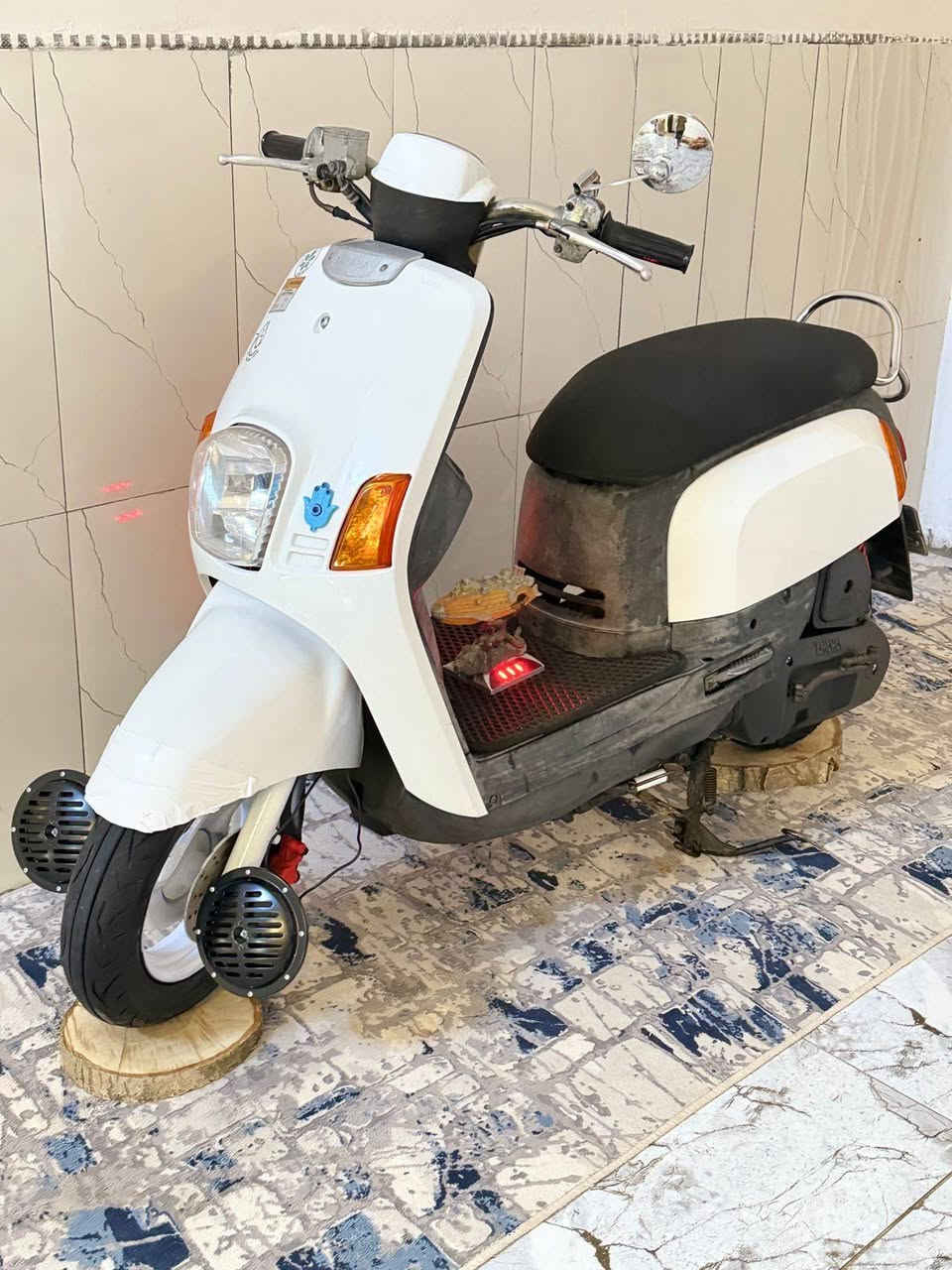 السلام عليكم بوليس  للبيع كفاله عامه  ما ناقصه كلشي شلعه معدل فول تفاصيل اكثر سعر 850مجال بسيط مكان بابل *********** واتساب مفتوح 👍
