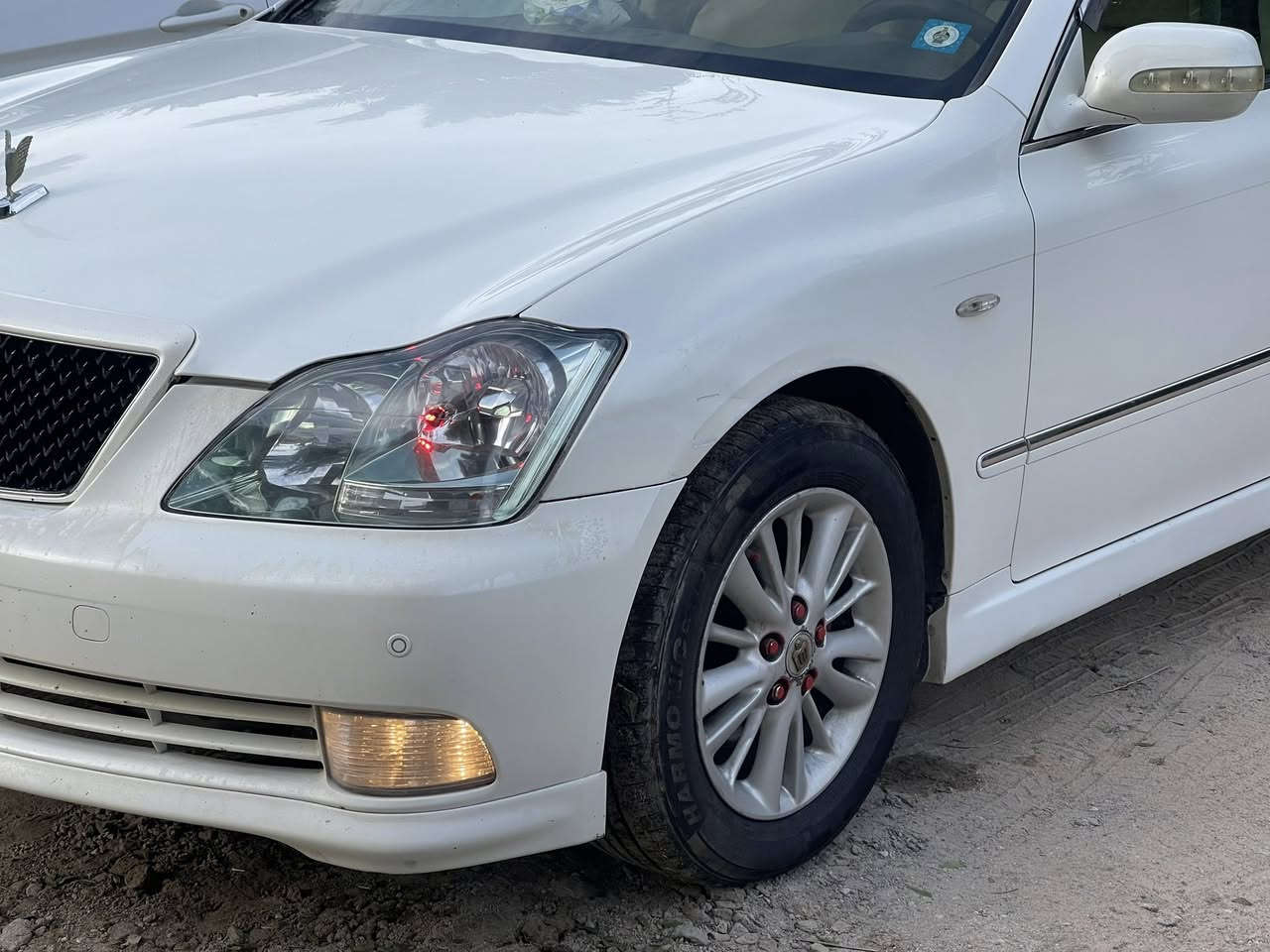 ياالله 
شاهينة 2004 دكمتين 
شاصي 82
گير S
السيارة فتحة 
ستيرن كهربائي 
اشاير مري 
اشاير ترحيب 
كشنات كهربائي 
رقم ذي قار انكليزي بأسمي شخصياً 
السعر 137$
للاستفسار :***********
