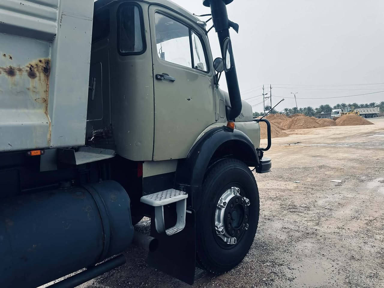 السلام عليكم ***********
من رخصة الادمن اقجم ابو العلم طويلة ابلاد موديل 91 دشبول جلد كير 111 مجموعة جي اف جاهزة امجهزة للعمل رقم انكليزي تحويل ثاني يوم بسمائنة جديدة السيارة نظافة خير من الله تخم تاير برماغ ابو الربع للاستفسار الاتصال على الرقم الموجود ***********
