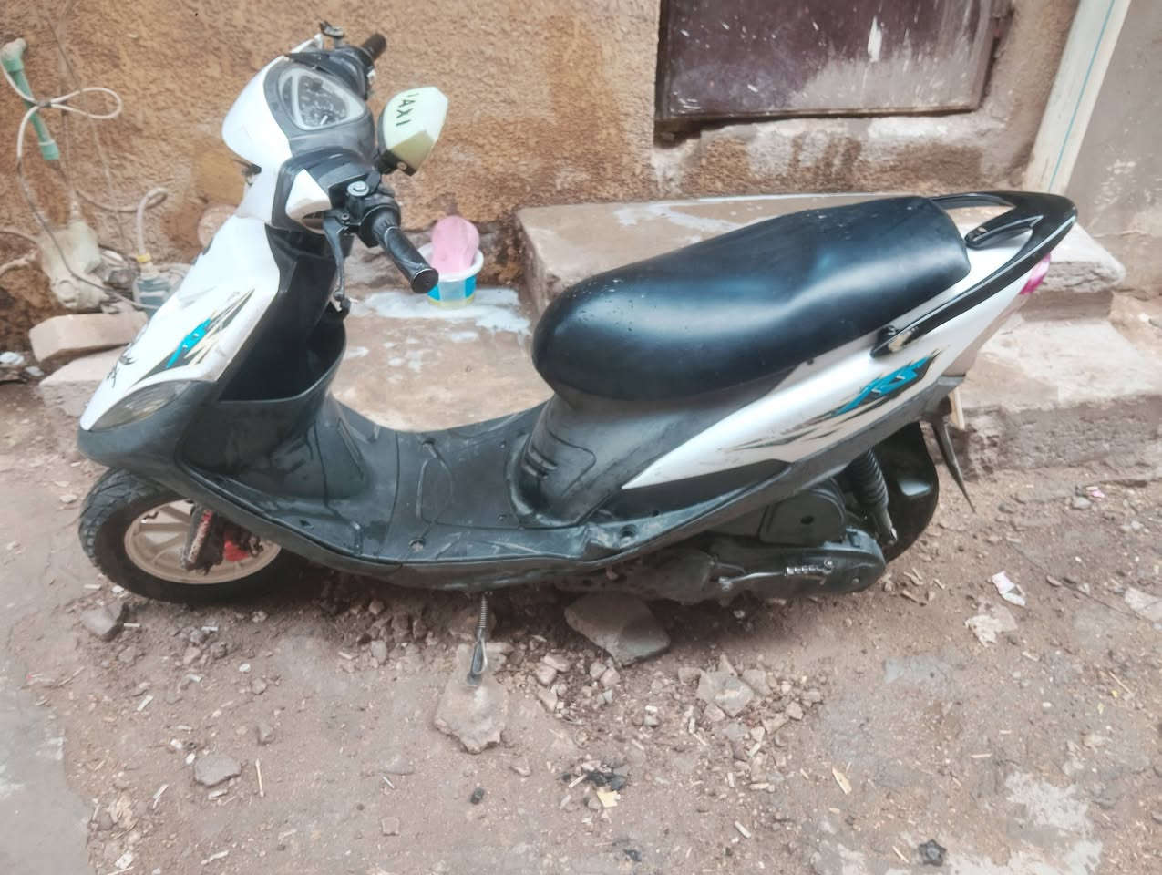 سلام عليكم
دراجه ماكس عدله بوشه 49 مكينه بلادي
صالنصه FM. رياضي
قفل جنطه
قفل ستيرن 
ملف جديد
بلك جديد
عقل جديد
تاير خلفي جديد
 
نكره هندر والسلف هم نكره بس وكف عندي
نقص مازده اماميه واشاير
الكفرات مختمه ختم واحد

السعر 550 وبيه مجال مكاني بغداد شارع حيفا 
تواصل خاص او واتساب ***********
