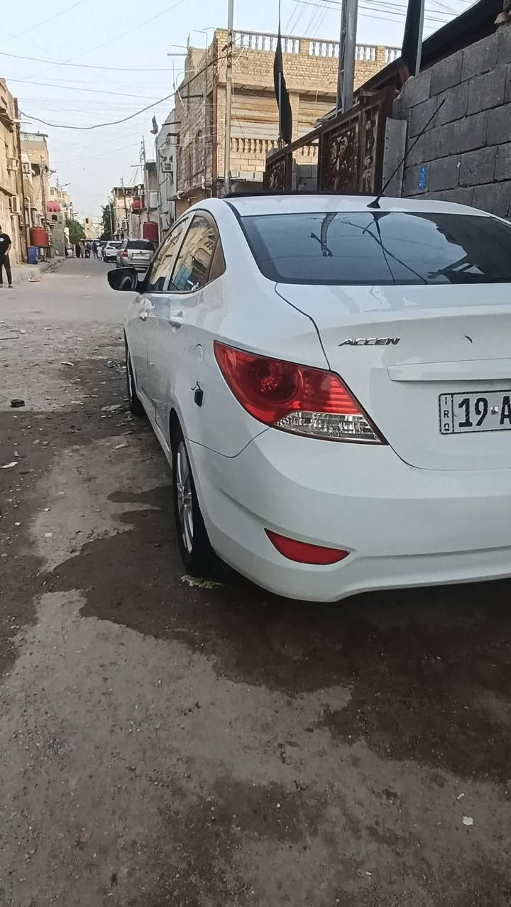 هيونداي اكسنت 14.   خليجي  1600 بسمي  البصره. تبريد 
السعر.   90. مجال بسيط  السياره جديده  *********** 👉📞 فقط اتصل
مكينه كير  كفاله   مكفوله  ضربه  كصه.  بيه ملاحضات بصيطه
