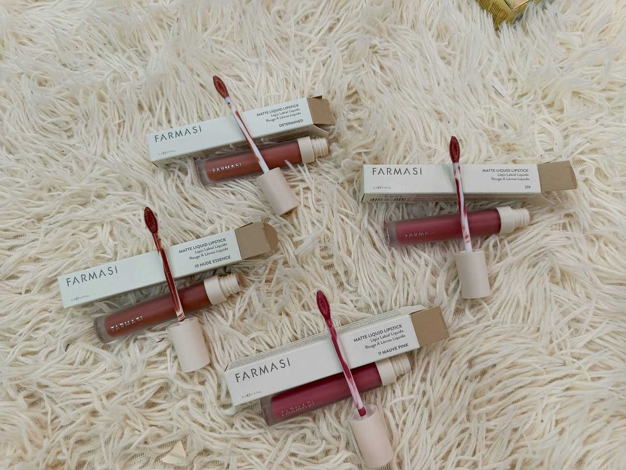 اي قطعه داخل المنشور ب5 ماعدا الفونديشن فوريفر وشانيل ب8 وديورب10 والسيتات نوت بكج الحاحب وبكج الفونديشن وباودر ب8
وسيت الفرش وباليت شيكلام الكريمي ب8
متوفر توصيل لجميع المحافظات 5


**إذا كنت صاحب هذا الإعلان وتريد حذفه لأي سبب، رجاءا أرسل رسالة إلى الدعم الفني**