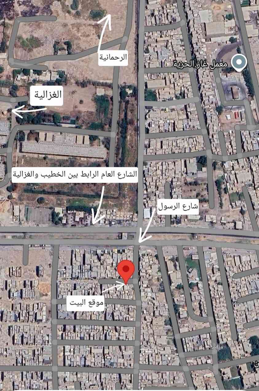 دار للبيع في الخطيب الزراعي شارع الرسول اول فرع على اليمين ثاني بيت على اليسار يبعد اقل من ٥٠ متر عن الشارع العام الرابط بين الغزالية والسريع  المساحة ٥٠ متر بناء ٢٠٢٣ سند ٢٥  يحتوي على صحيات خارجية وصحيات داخلية وصالة ومطبخ والطابق الاول ثنين غرف نوم والطابق الثاني غرفة وبيتوتة البيتونة والغرفة سندوش السكف فقط للاستفسار *********** صاحب البيت
