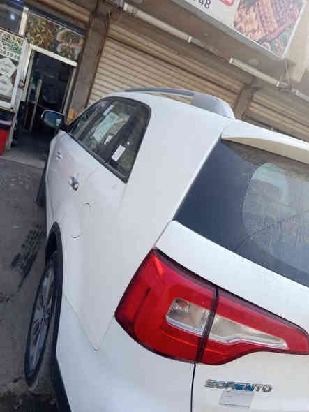سلام عليكم 
من رخصة الادمن المحترم
سورنتو خليجي موديل ٢٠١٤ فول ما عدا التنته  ماشية ١٩٢٠٠٠ سياره مكفول محرك وكير السياره بيها طخات بدون صبغ وبيها اثر حالوب السعر ١٨٠ ورقة وبيها مجال بسيط رقمها بغداد محرك ٣٥٠٠
الشراي يتصل على الرقم ***********
