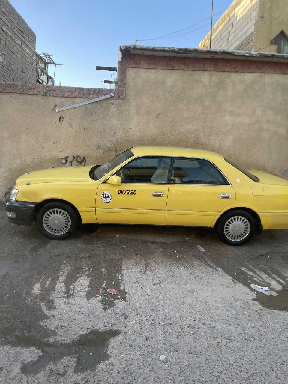 سلام عليكم راس الثور فلات سياره رقم كركوك الماني سياره مامدفوع كمركه سياره كصتين مكينه وكير كفاله شراي يتصل سعره 30 وبي مجال ***********
