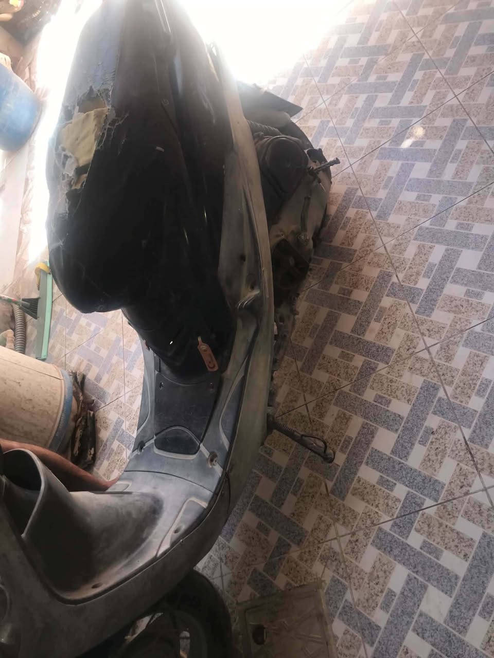 السلام عليكم درجة للبيع درجة نقصها سلف هندر تشتغل درجة تجفيت جديد كله مكينه ناعمه
رقم صاحبها‏   ‪***********‬‏
