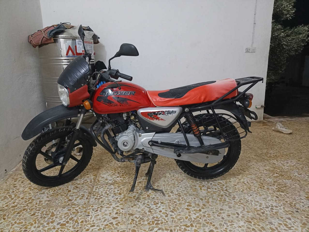 سلام عليكم ورحمة الله وبركاتة
دراجه بوكسر جبلي موديل 2020للبيع السعر مليون و100وبيها مجال 
المحرك مامفتوح اوراق كامله اصلي 
شرط ماتمد ايدك عليها دراجه مال جناي 
محتاج واريد ابيعها 
مكفوله من كلشي اي نقص مابيها 
العنوان ديالى قزانية وهاذا رقمي ***********
