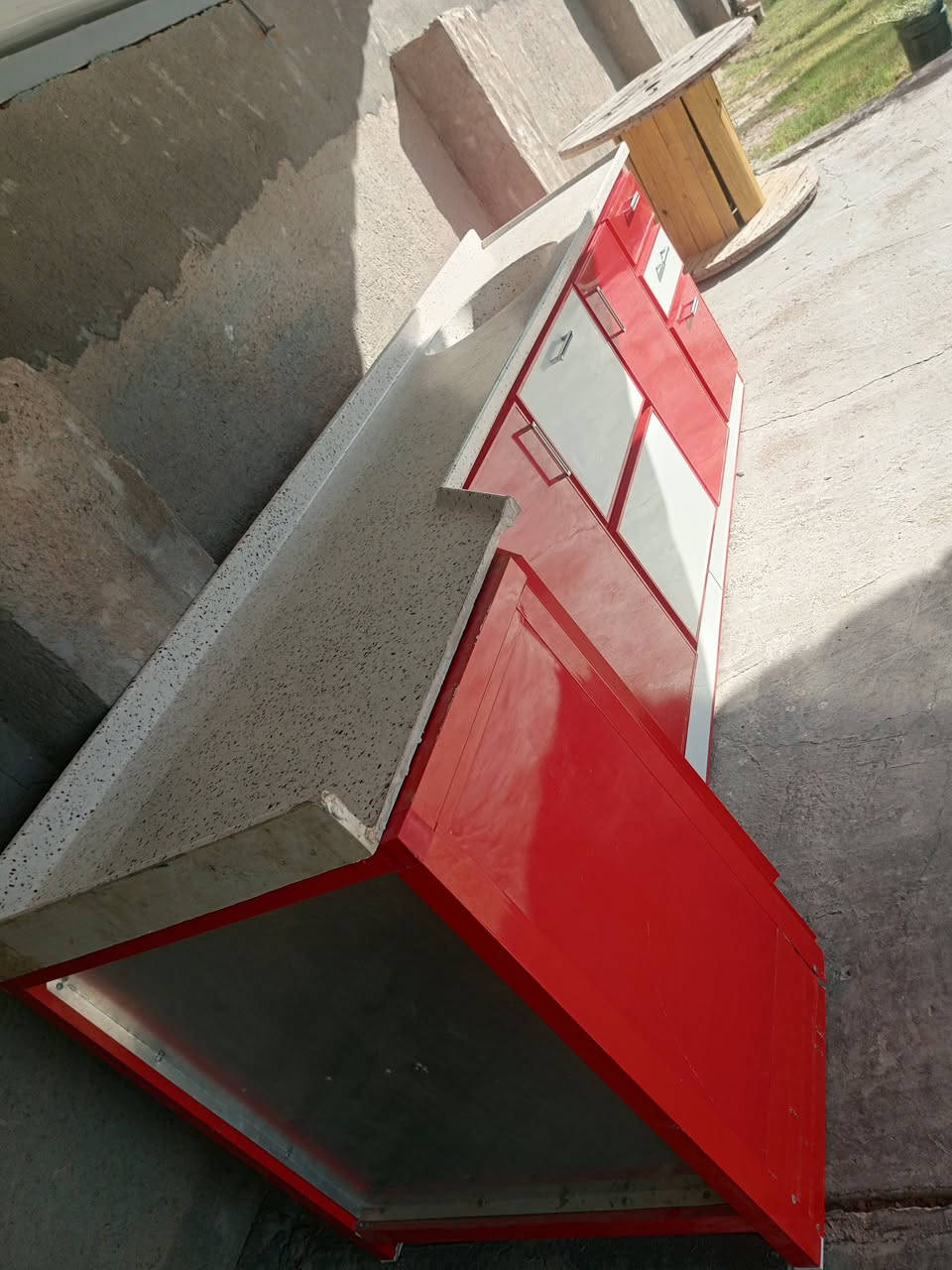 السلام عليكم سنك للبيع تزقام مرمر ثلاثه ونص متر العنوان سده المهناويه ***********
