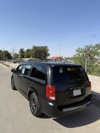 دوج كرفان 🇺🇸 2018 SXT لــــون اســــود ⚫️🖤  گير محرك حدادية تبريد كفال...