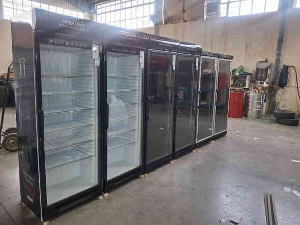 ***********اكو عارضات جدد بل كارتون واكو عارضات مستعمل اسعار جوه السوك المستعمل ب200)والجديد ب350اكو توصيل بكروته وذا حاب تجي وشوف مكاني نجف ركن شارع مدينه
