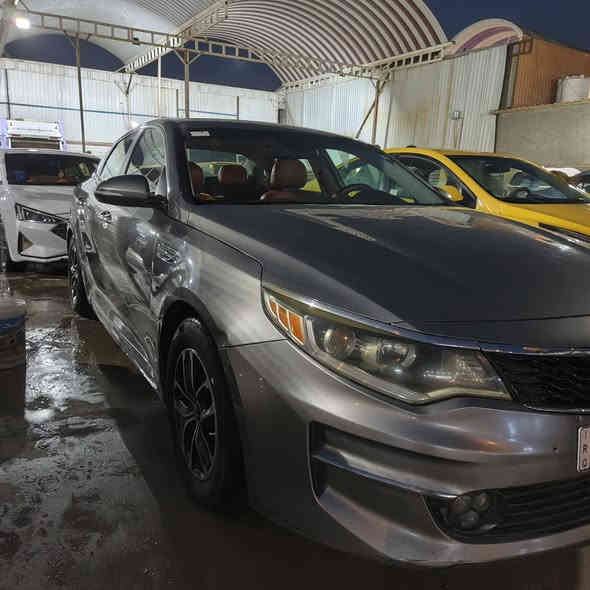 كيا اوبتما موديل  2018 بيه حالوب شوف العين بيه جاملغ خلفي الايسر نص فول  السياره استخدام شخصي السياره وارد امريكي السعر المطلوب 110 رقم   بغداد رقم التليفون *********** او***********
