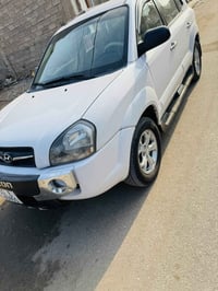توسان ٢٠٠٩ • محرك ٢٧٠٠ • واسط