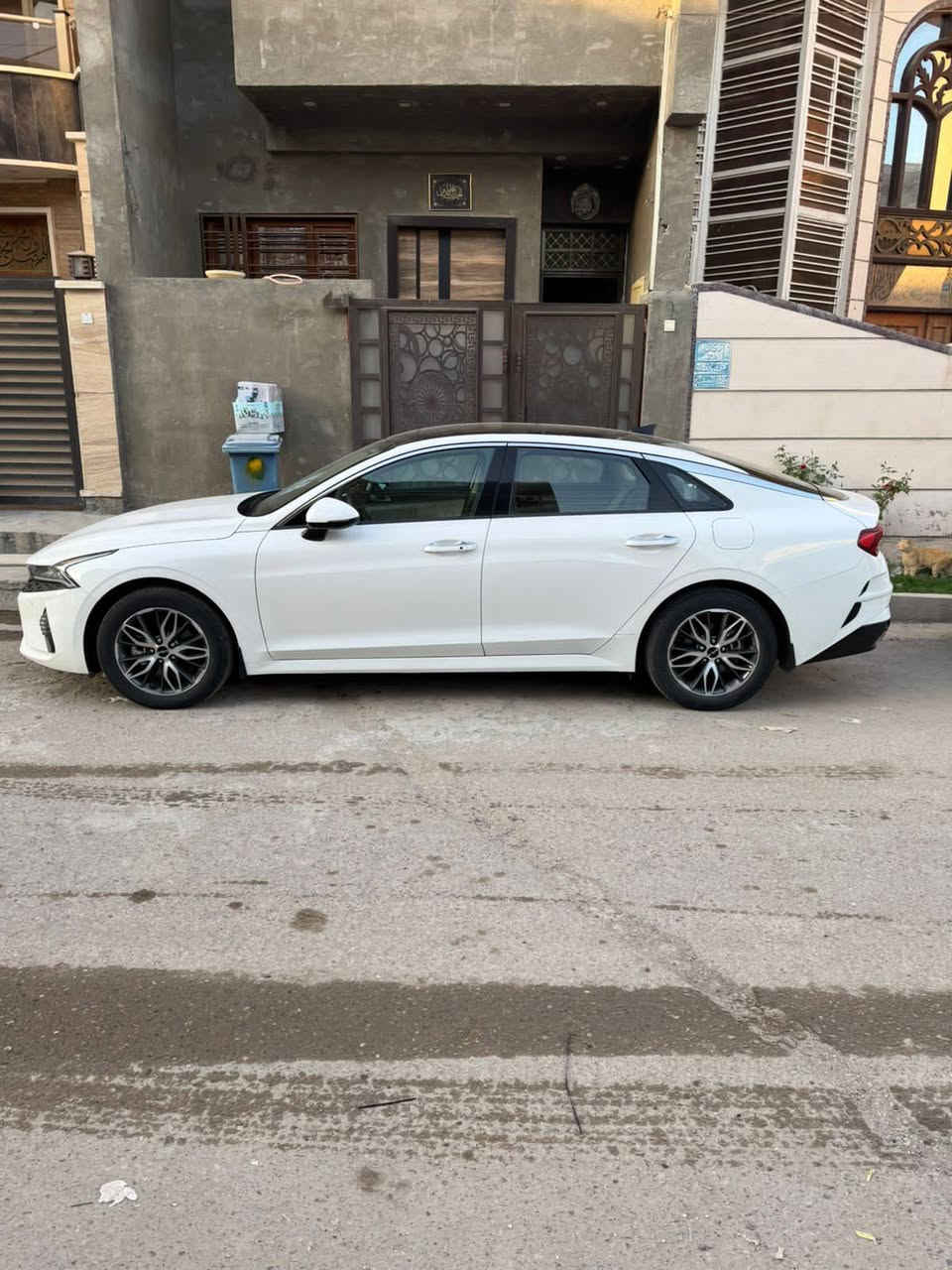 السلام عليكم كي فايف 2023 خليجي رقم اربيل فول مواصفات كشنات تتفه فول كلش ماشيه 50 كفاله عامه لد داخلي سستم اسود كامل شاده  السعر 235 اوبيهه مجال ***********
