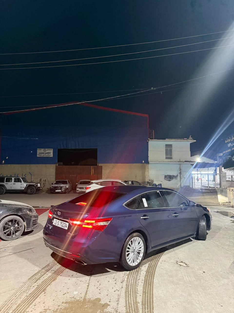 تۆیۆتا ئەڤەلۆن مۆدیل ٢٠١٥.. فولل فولل مواسەفاتە سەیارەکە هەمو شتێکی نوێیە ..گێر مەکینە هەموی بە شەرت نەکرایتەوە  سەیارەکە ٤ پارچەی هەبوە حیزام کرایە بێ ژۆری ئیرباگ سوکان تەقیە ٢٠٠ هەزار حەقیقی رۆێشتوە بێ مەسروف ٤تایەو ویلی لۆک لەسەرە جایز   نرخ: ١٤٥$ مەجال.. أربيل, العراق


**إذا كنت صاحب هذا الإعلان وتريد حذفه لأي سبب، رجاءا أرسل رسالة إلى الدعم الفني**