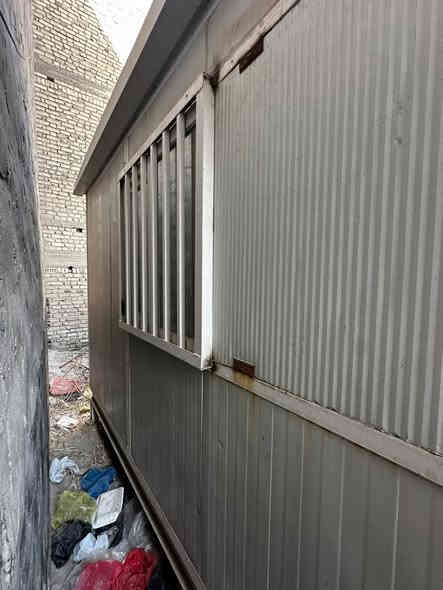 سلام عليكم كرفان قياس 3 في 4 مستعمل ٣ اشهر او اقل تفصال درجة اولا الشاصي مالة شيلمان بغداد البلديات ***********
