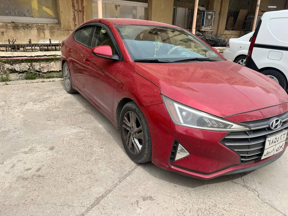 الالنترا ٢٠١٩ محرك دوش والكير atm المرغوب ماشية ٧٤ ميل بدون ضرر و بدون ايربكات فقط تبديل جاملغ امامي ومكان وحده بارد تتكاتب مع الشرعي مكانها موصل جانب الايسر سعرها ١٢٧$ ومجال بسيط 

مكلف بالنشر ***********
